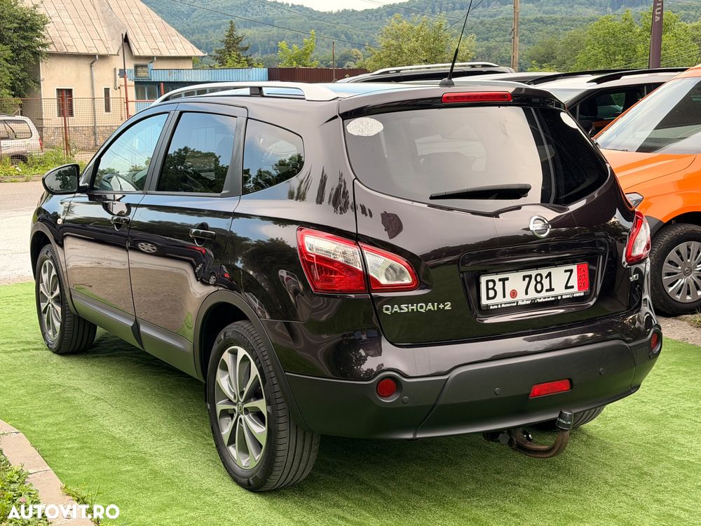 Nissan Qashqai+2 - 11