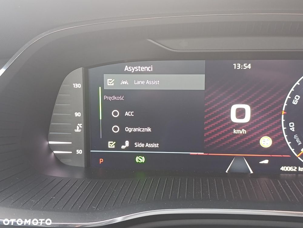 Skoda Octavia 2.0 TSI DSG RS - 17