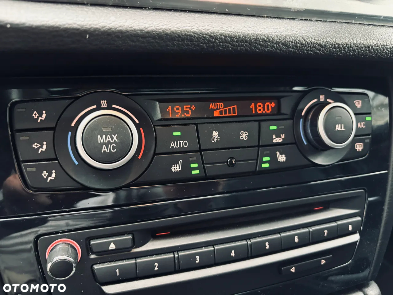 BMW X1 sDrive18d xLine - 16