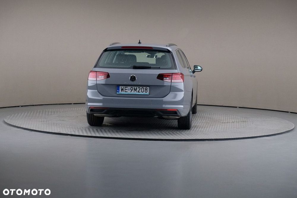 Volkswagen Passat Variant 2.0 TSI Business DSG - 5