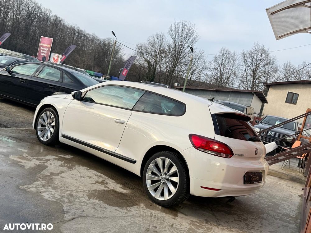 Volkswagen Scirocco 1.4 TSI DSG - 28