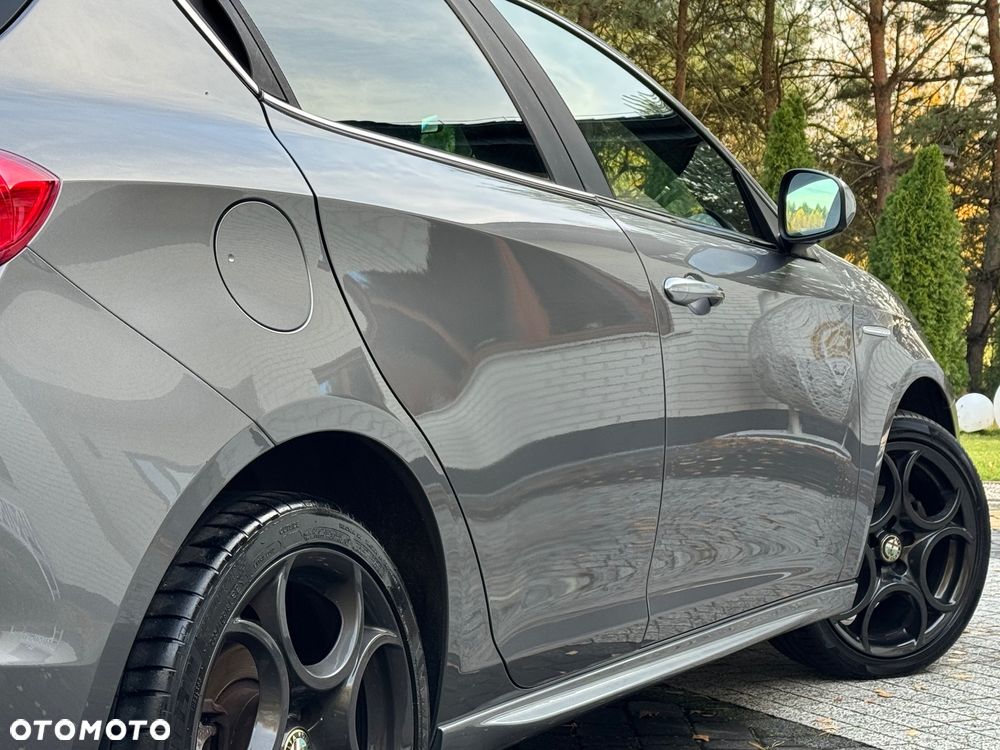 Alfa Romeo Giulietta ver-1-4-tb-sport - 23