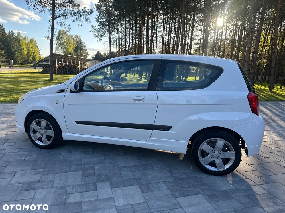 Chevrolet Aveo 1.2 LS - 31