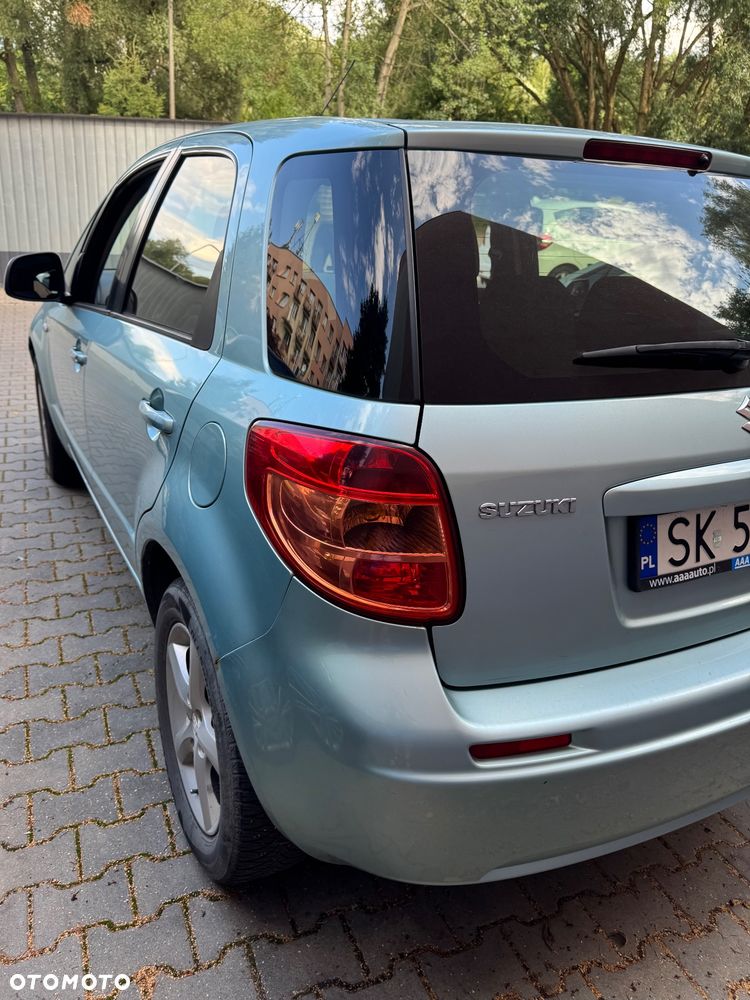 Suzuki SX4 - 5