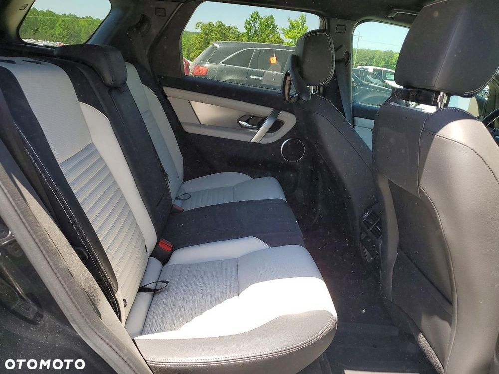 Land Rover Discovery 2.0 P300 Dynamic SE - 12