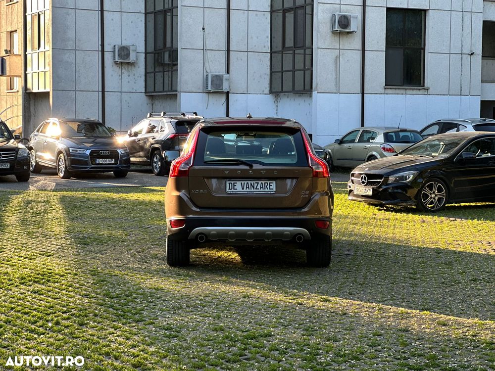 Volvo XC 60 D5 AWD Aut. Summum - 18