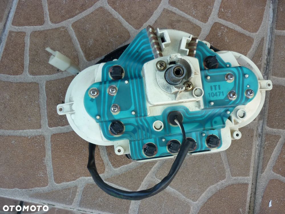 Klosz szkło lampy kierunkowskazu Aprilia SR 50 - 9