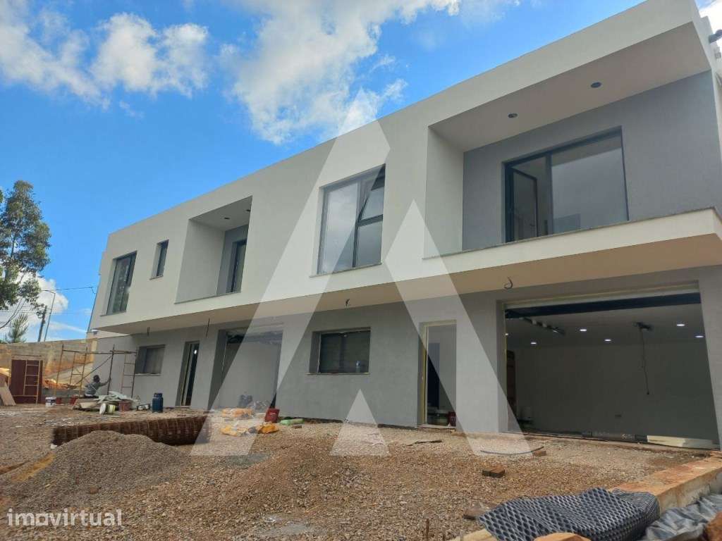Moradia geminada em Anadia - Grande imagem: 2/15