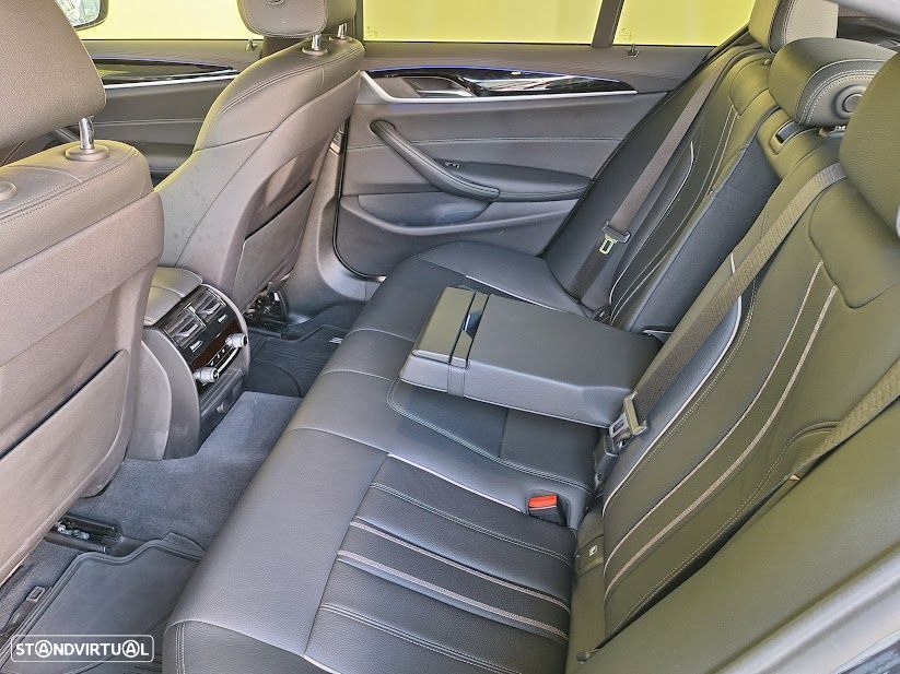 BMW 525 d Pack M Auto - 11