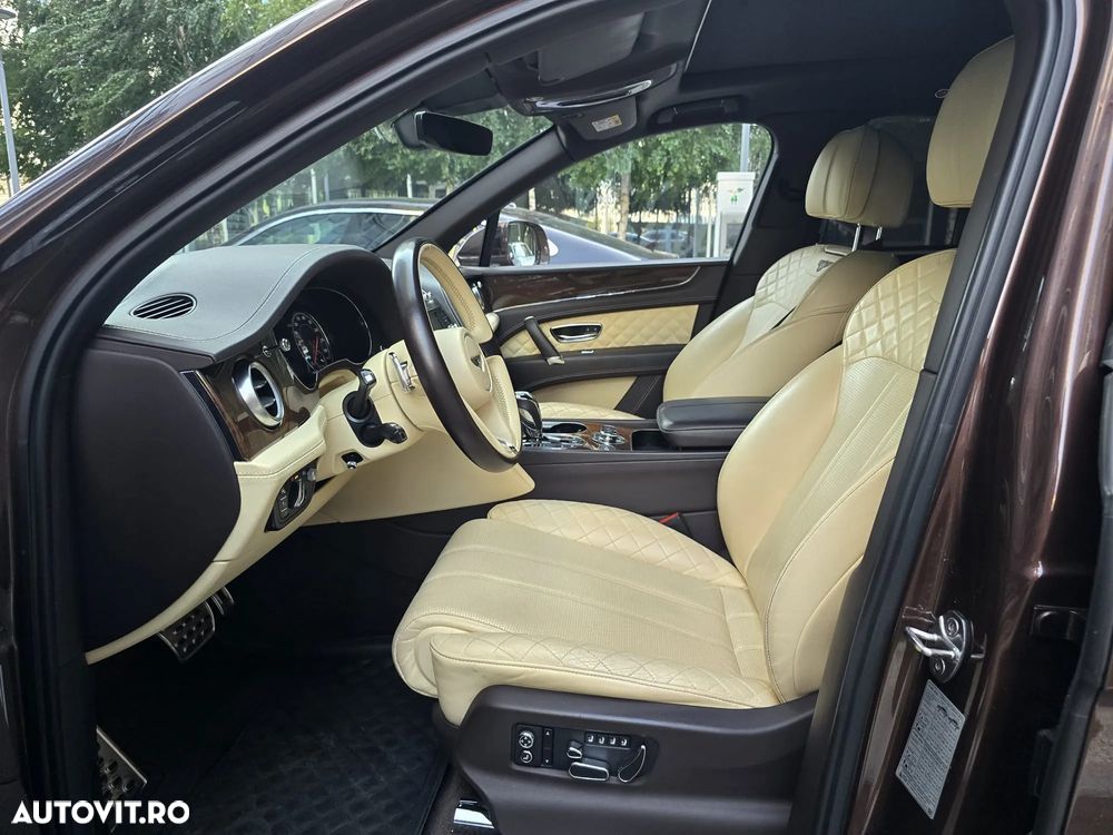 Bentley Bentayga - 16