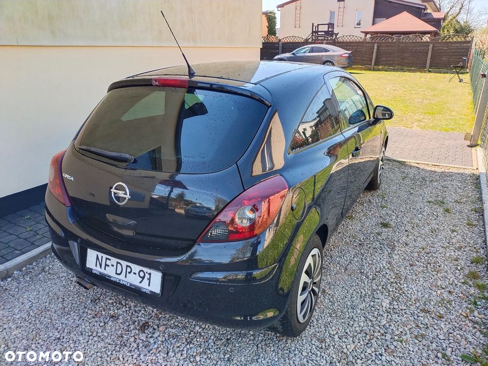 Opel Corsa - 4