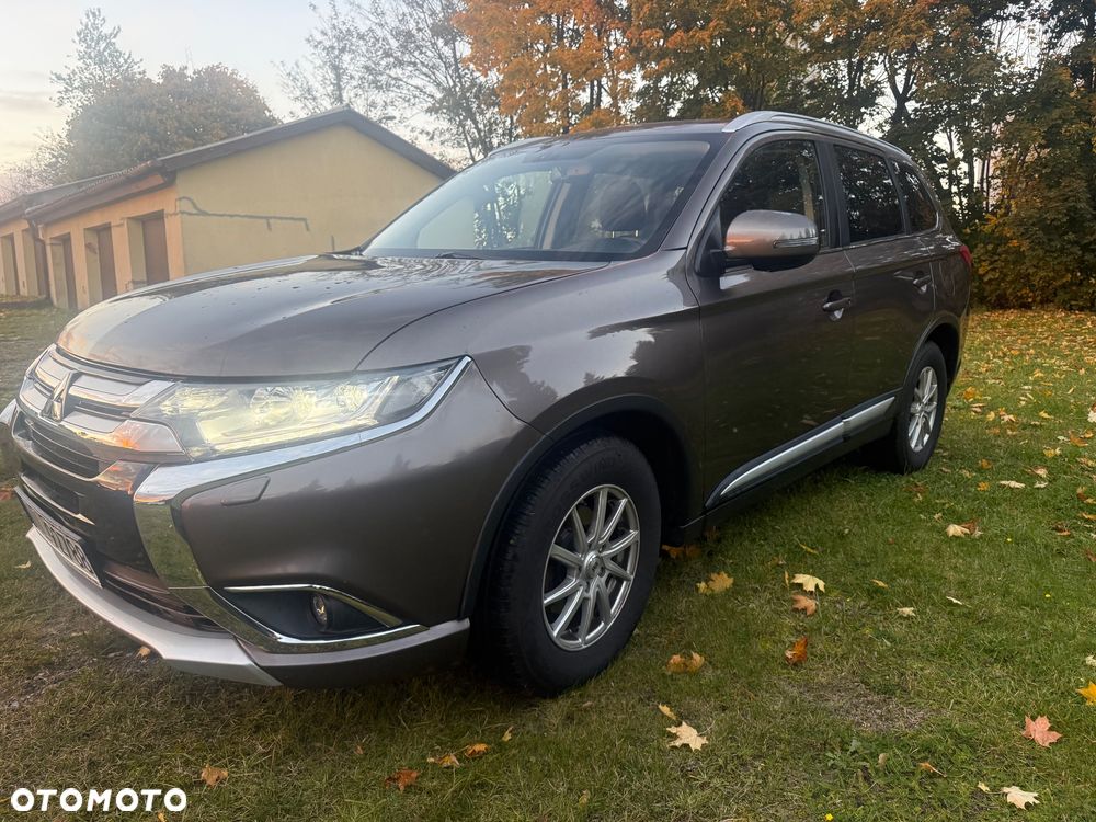 Mitsubishi Outlander 2.2 DID Instyle Navi 4WD - 6