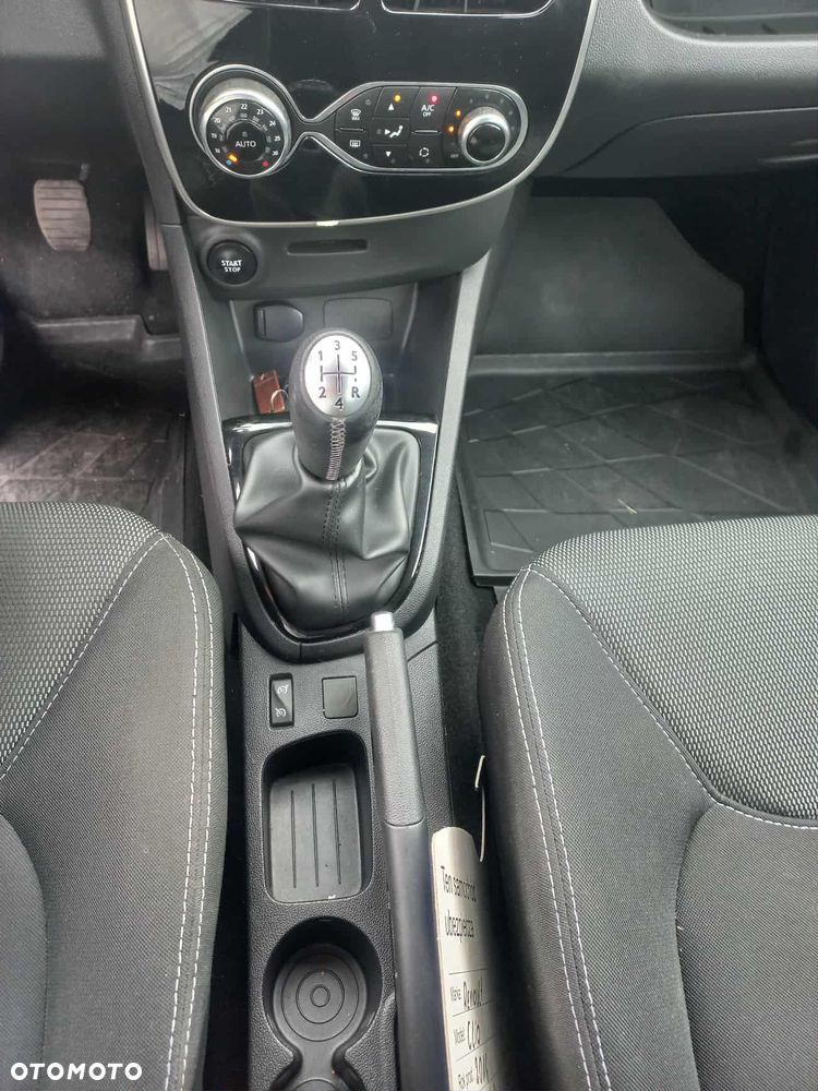 Renault Clio - 16