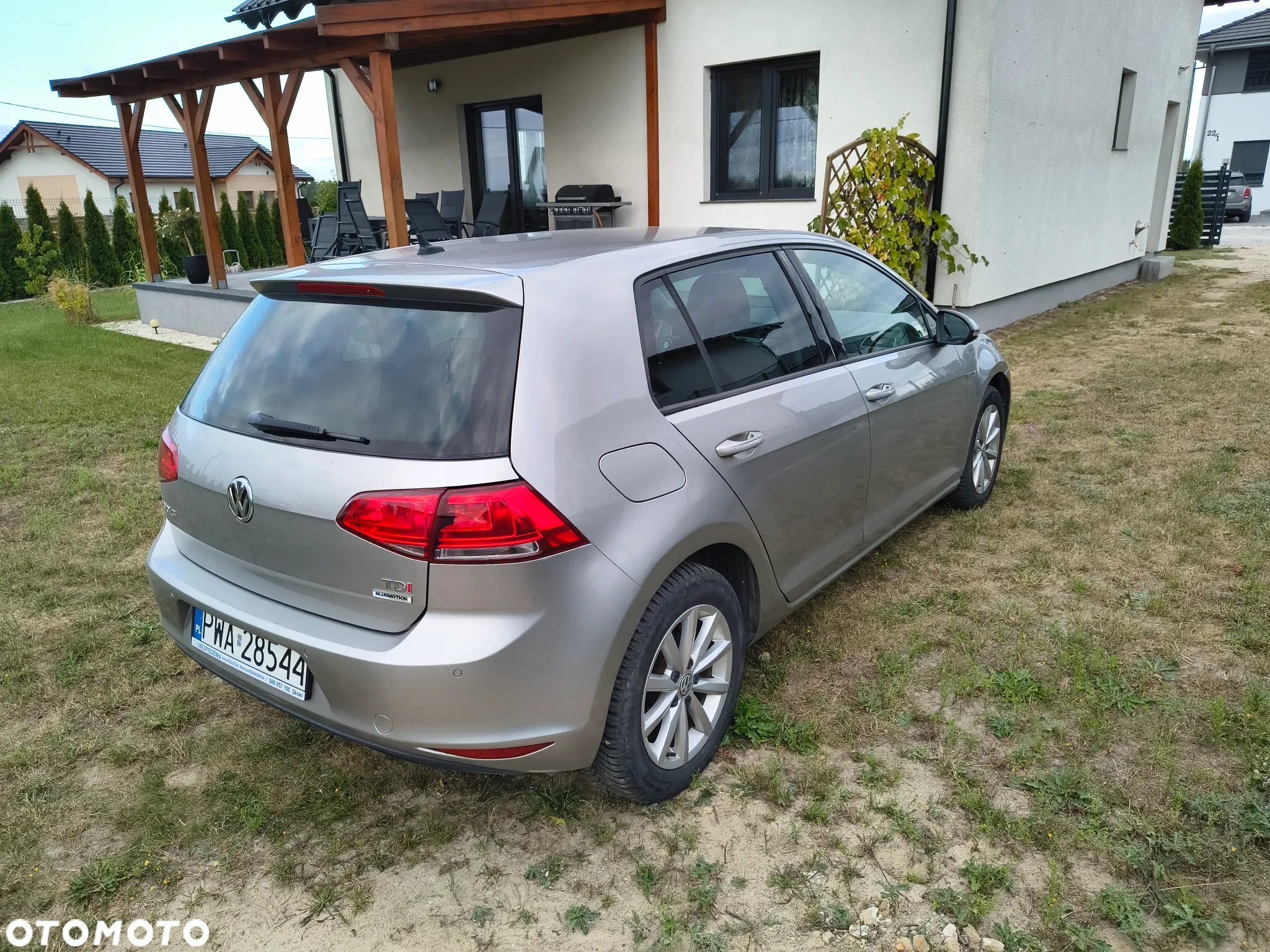 Volkswagen Golf - 5