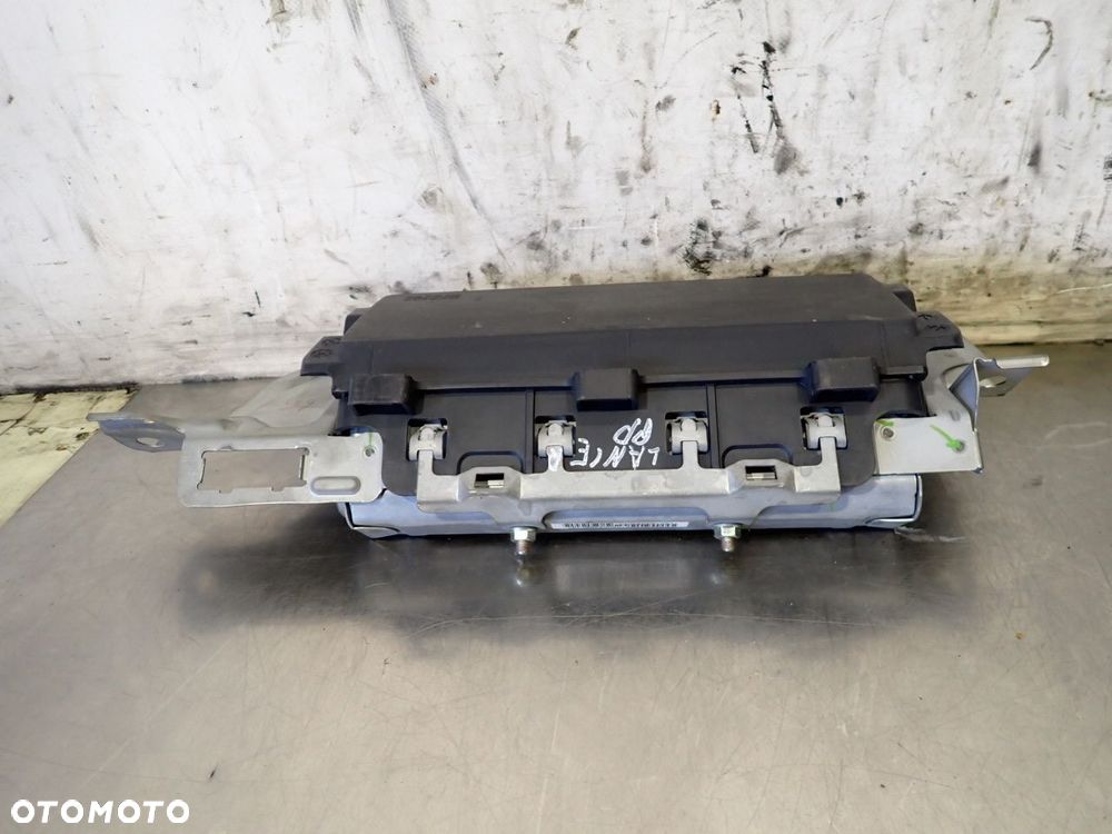 PODUSZKA KOLANOWA MITSUBISHI LANCER VIII GA513-00230 - 2
