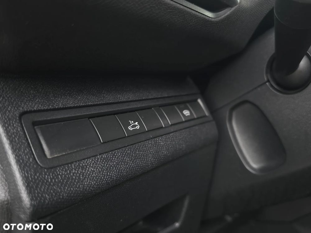Peugeot 5008 - 21