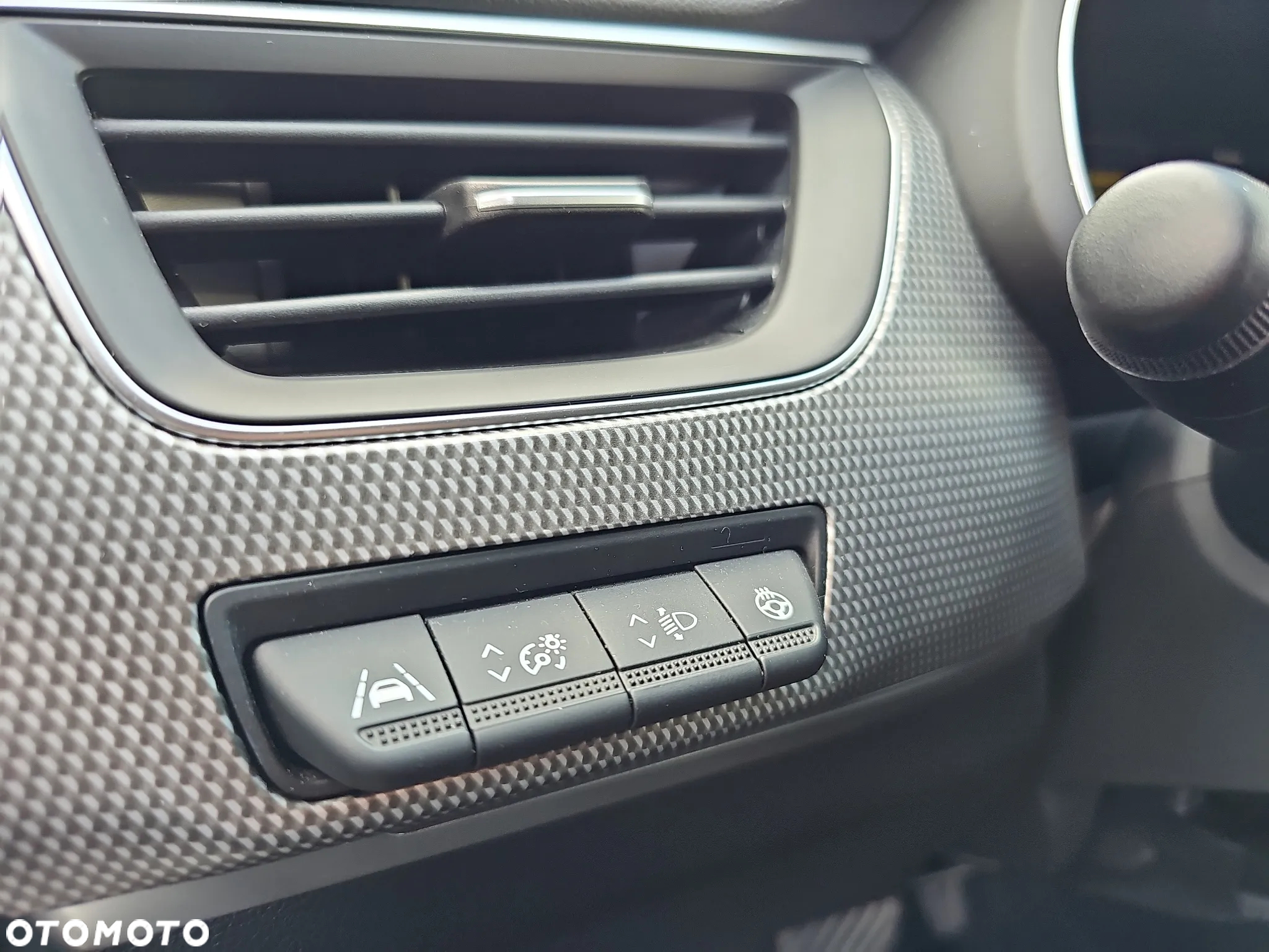 Renault Arkana 1.6 E-TECH Techno MMT - 17