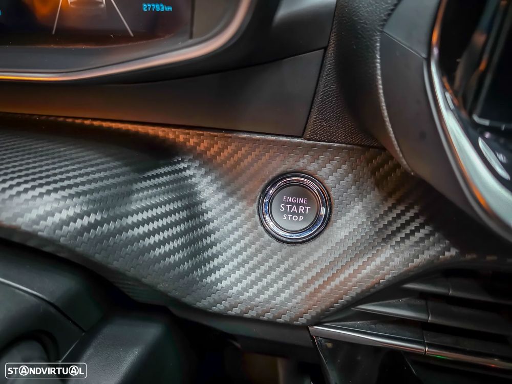 Peugeot e-208 GT Pack - 29