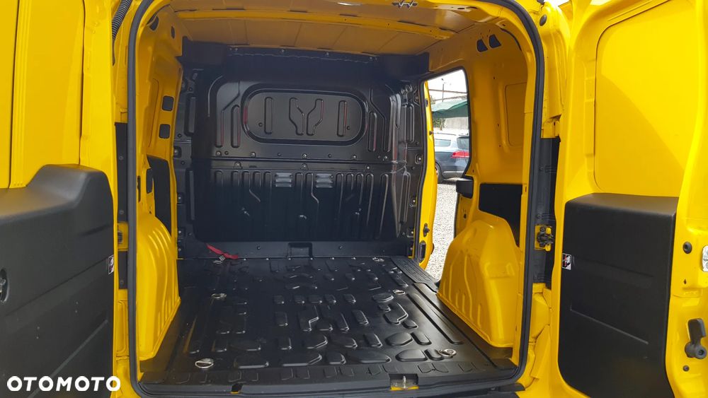 Fiat Doblo Maxi Active - 22