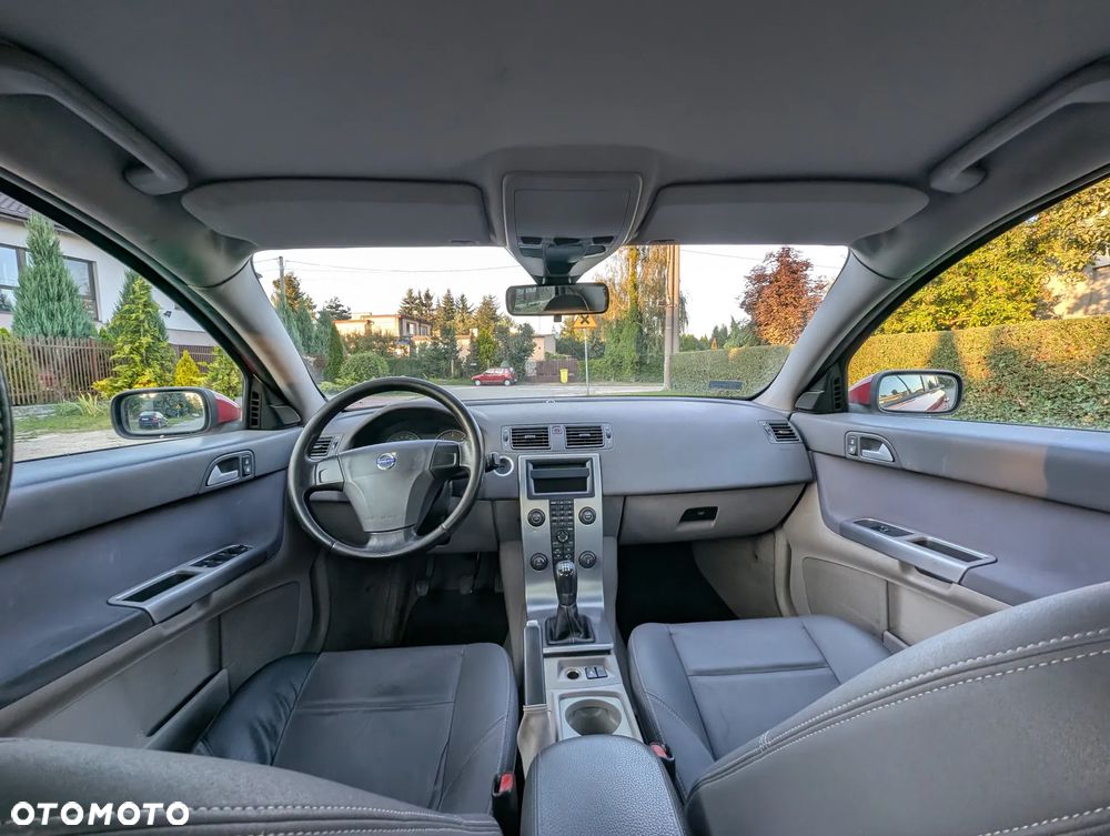 Volvo S40 2.0D - 16