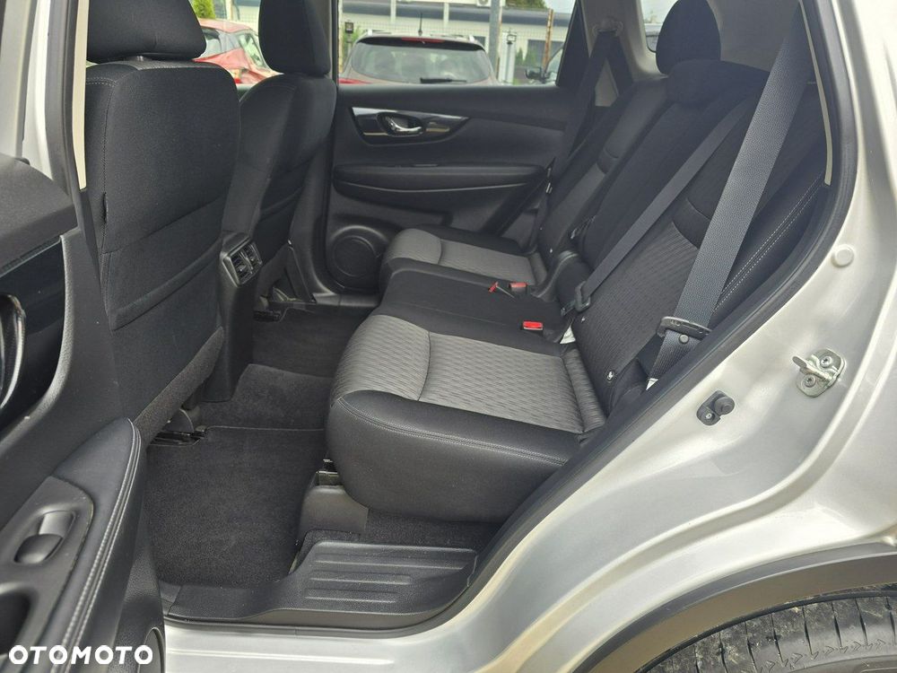 Nissan X-Trail 1.7 dCi Acenta 2WD Xtronic - 12
