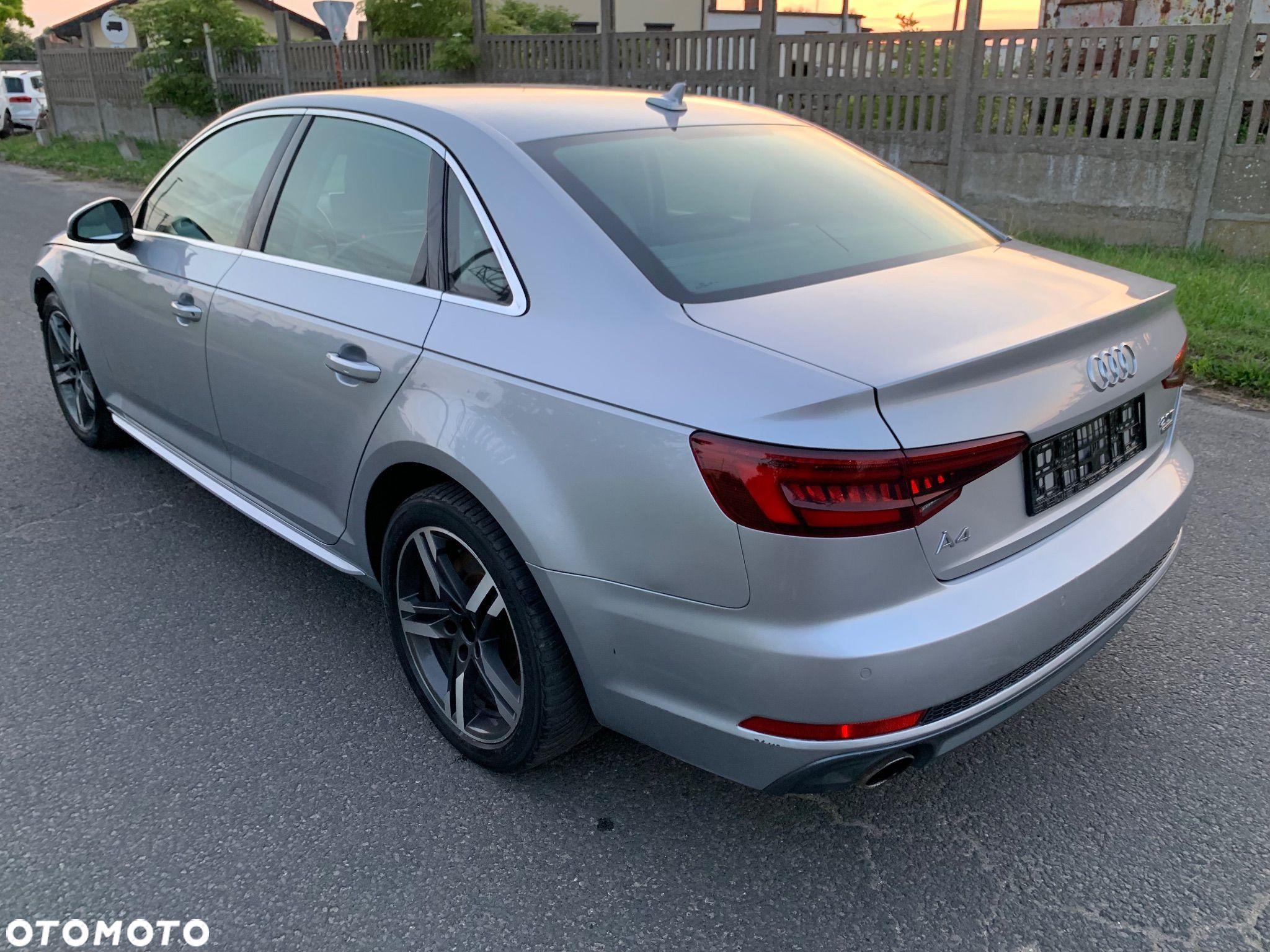 Audi A4 2.0 TFSI Quattro Sport S tronic - 1