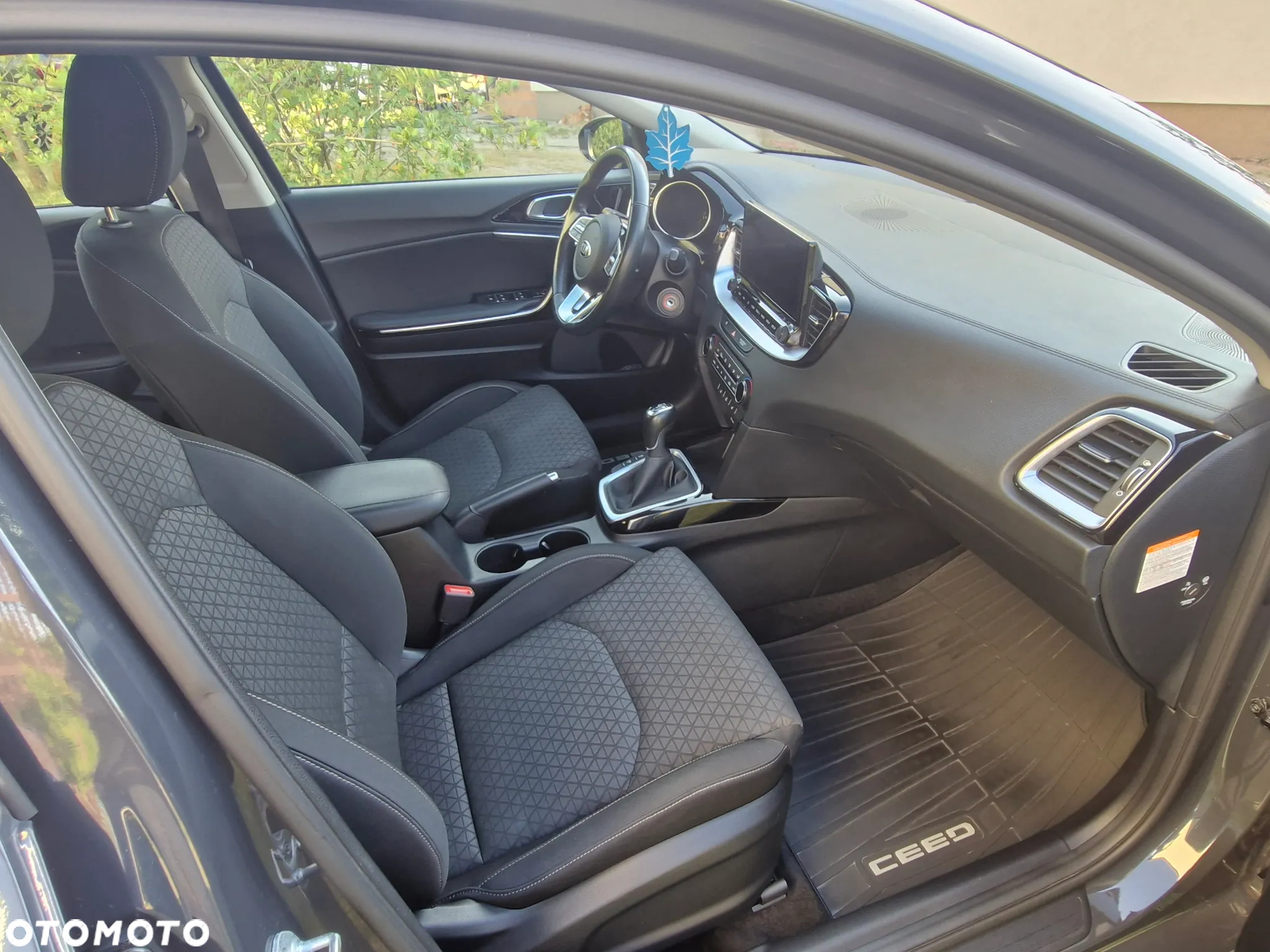 Kia Ceed 1.6 CRDi Eco-Dynamics+ (48V Mild-Hybrid) Vision - 16