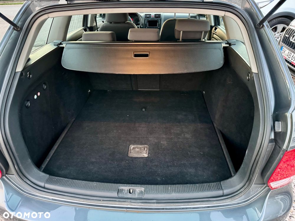 Volkswagen Golf - 21