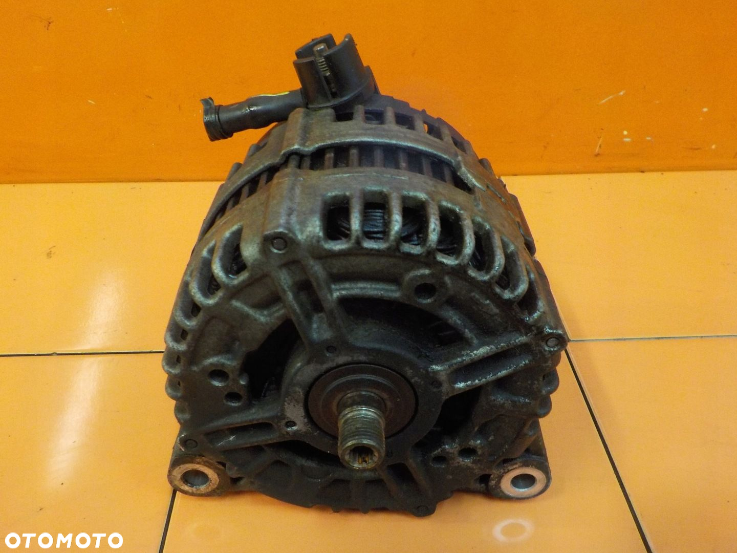 FREELANDER II 2.2 TD4 EURO 4 10r 160KM 224DT alternator 6G9N-10300-YC - 2