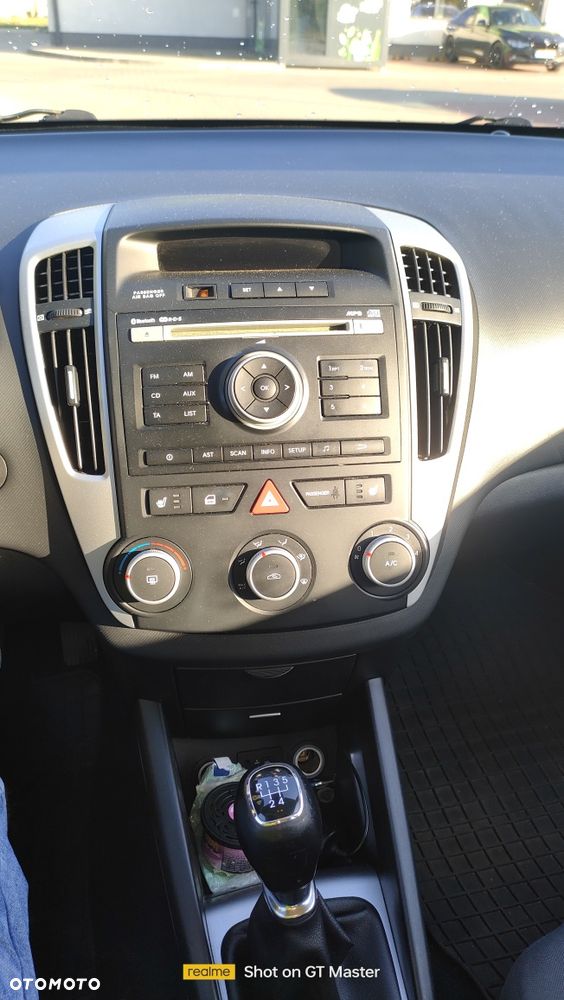 Kia Ceed - 7