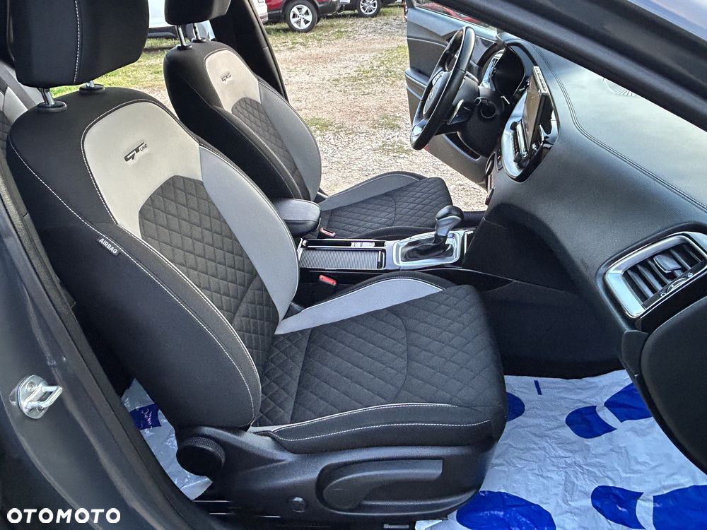 Kia Ceed 1.4 T-GDI DCT OPF GT Line - 11