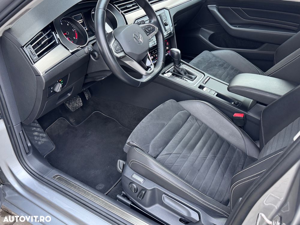 Volkswagen Passat 2.0 TDI DSG Highline - 17
