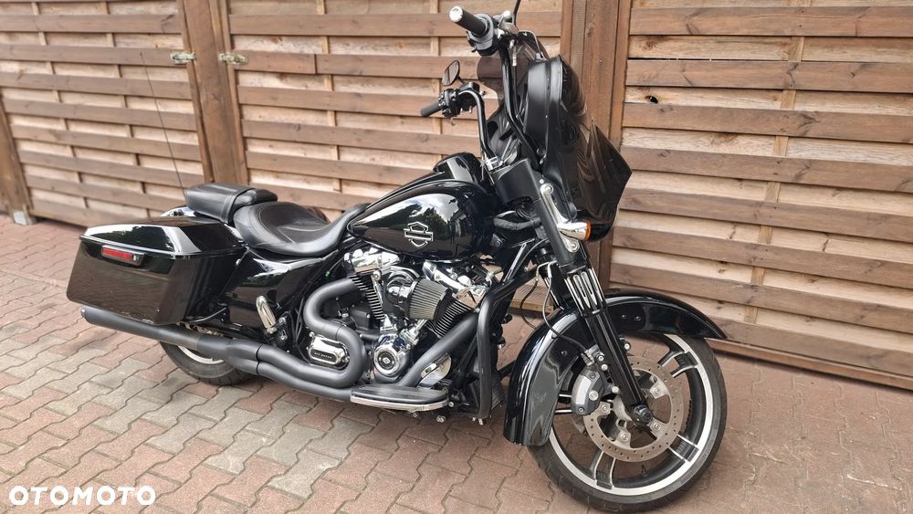 Harley-Davidson Touring Street Glide