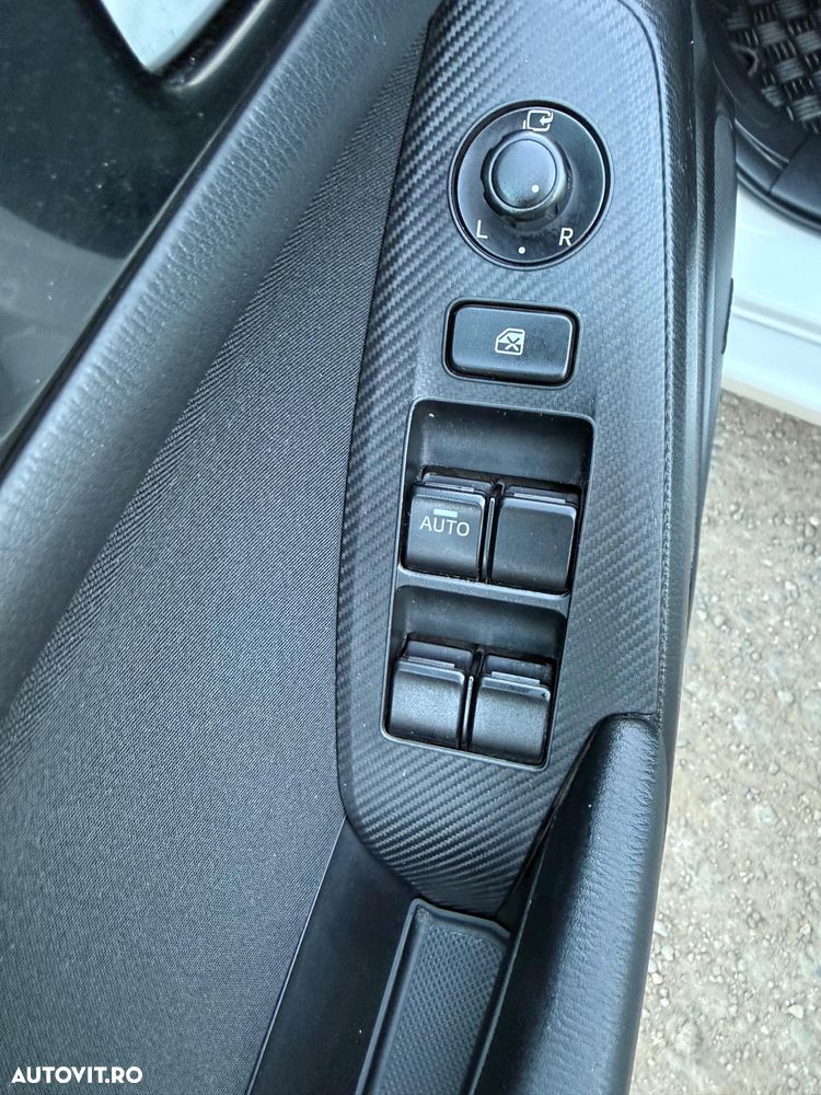 Mazda 3 SKYACTIV-G 120 Exclusive-Line - 30