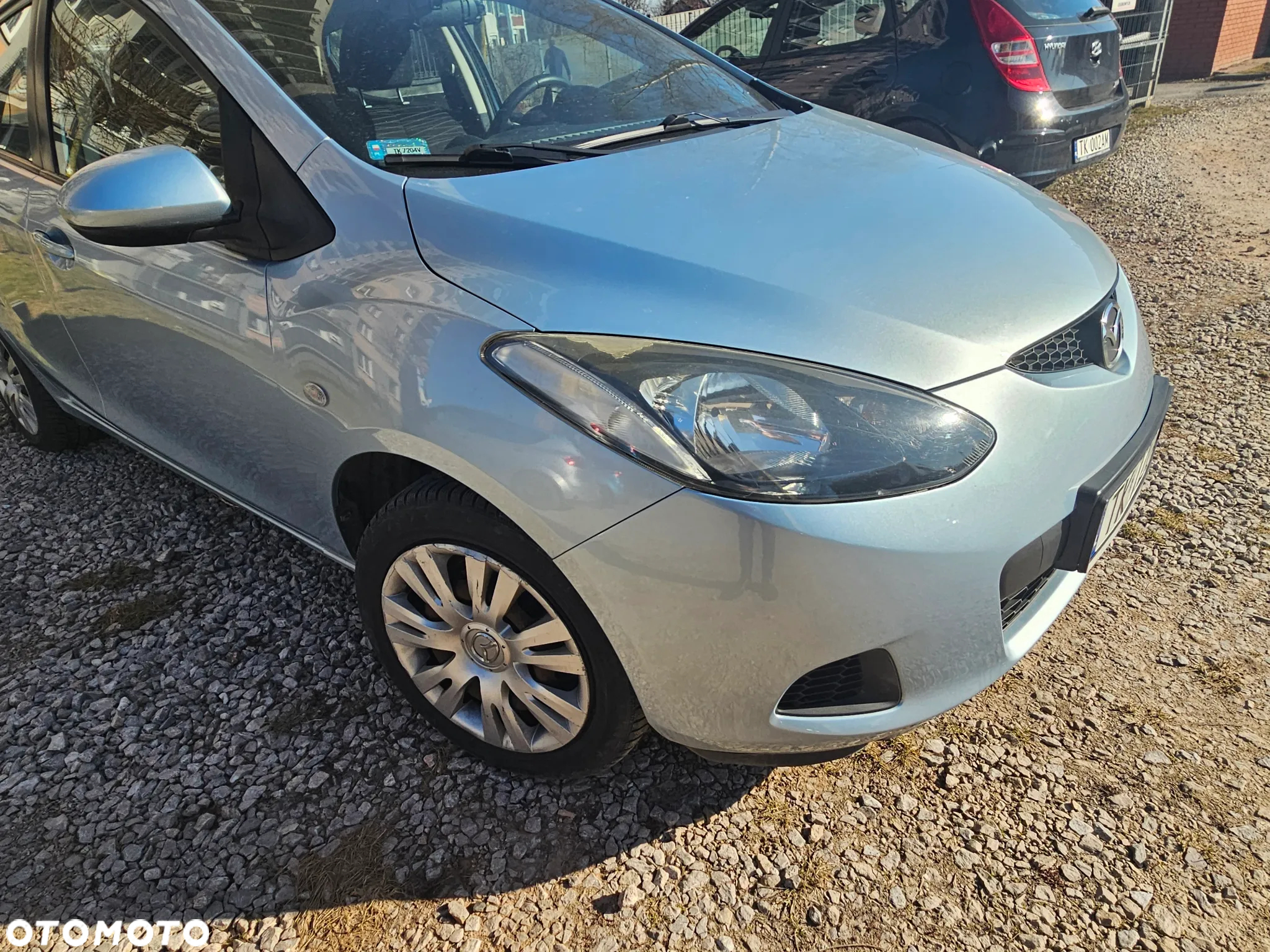 Mazda 2 - 5