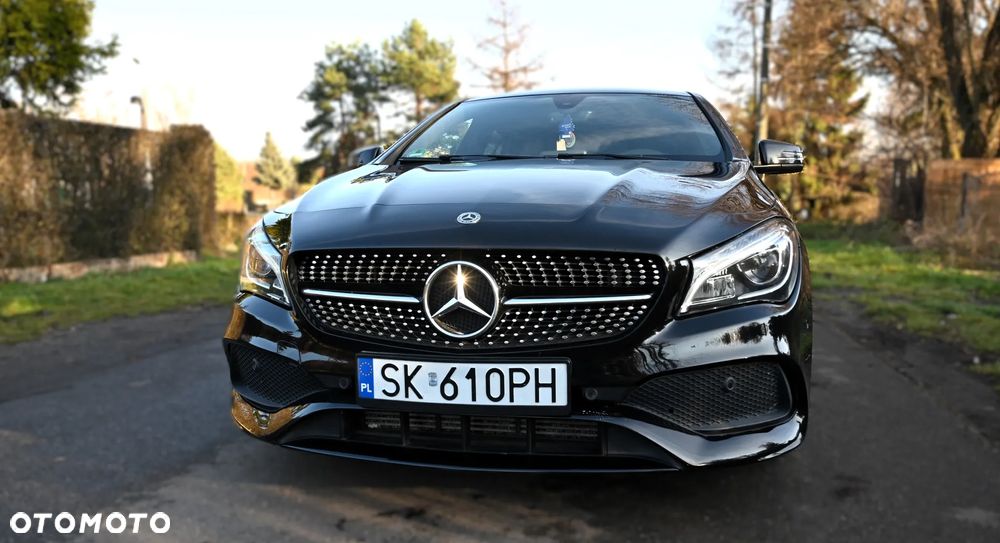 Mercedes-Benz CLA 200 7G-DCT AMG Line - 5