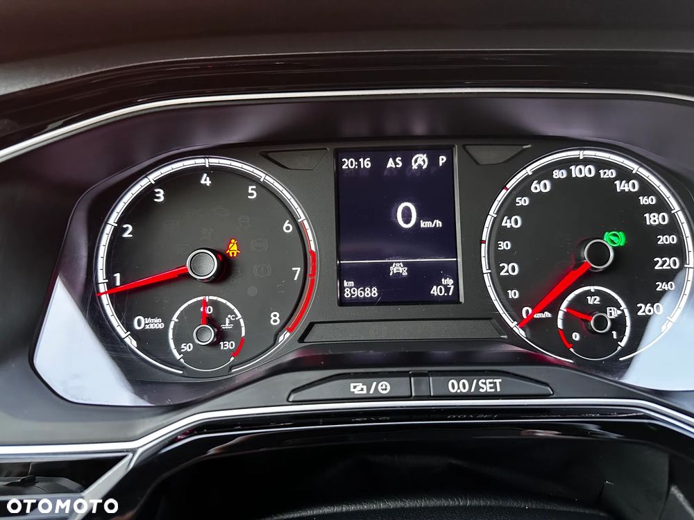 Volkswagen Polo 2.0 TSI OPF DSG GTI - 29