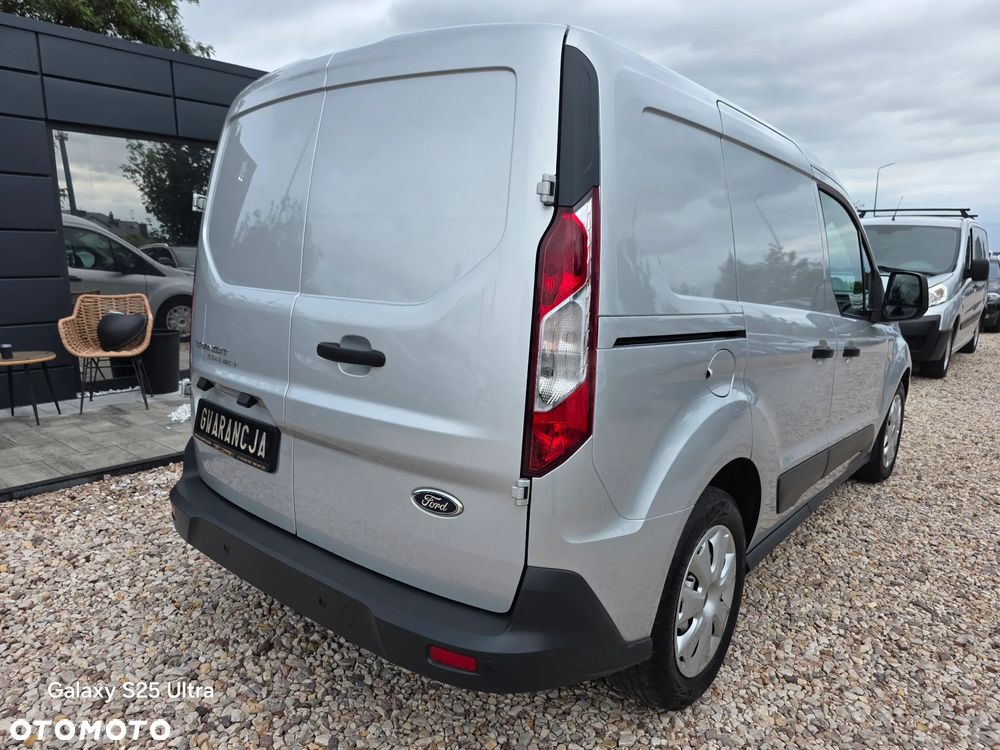 Ford Transit Connect - 11