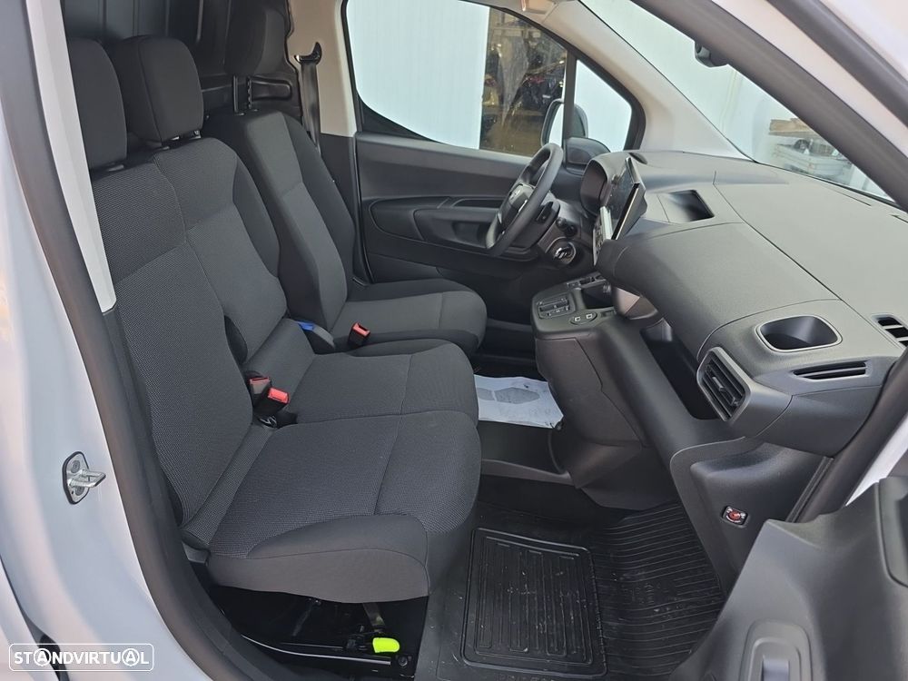 Toyota Proace - 22