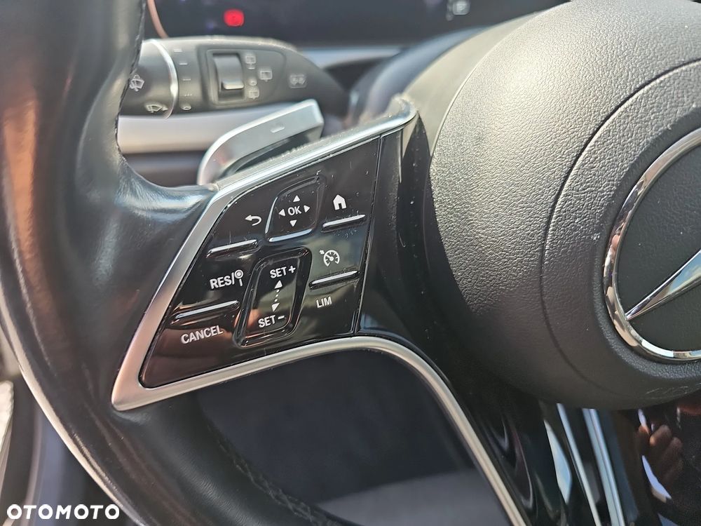 Mercedes-Benz Klasa E 300 de 4Matic 9G-TRONIC Avantgarde - 17