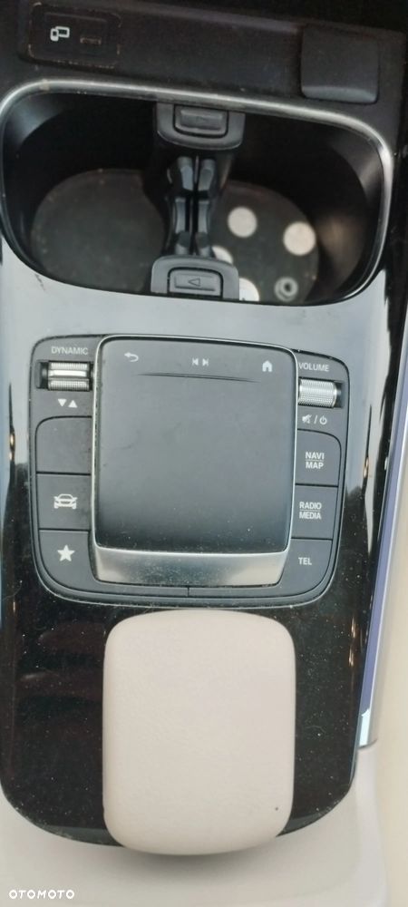 Mercedes-Benz GLA 250 - 10