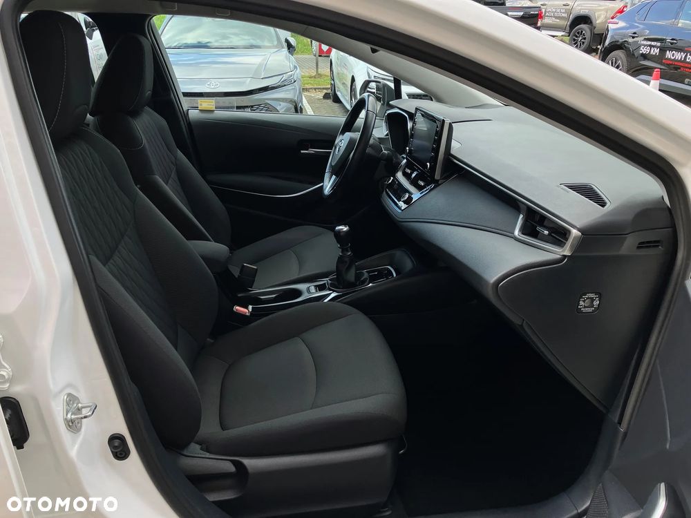 Toyota Corolla 1.5 Comfort - 13