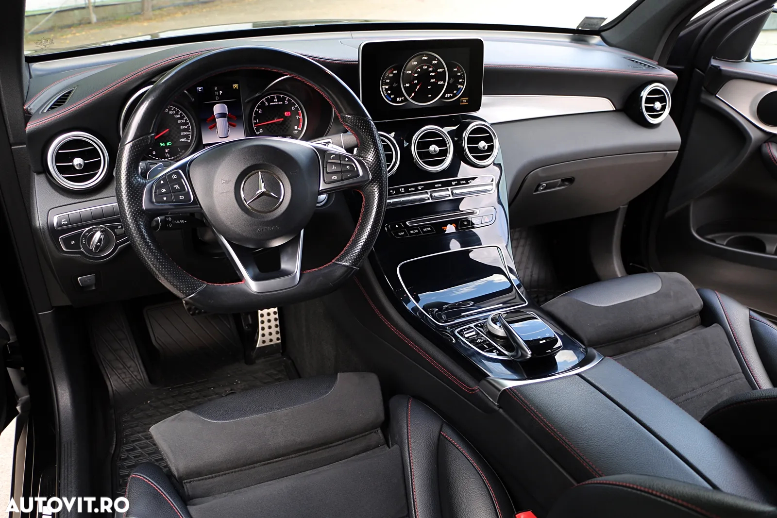 Mercedes-Benz GLC AMG 43 4Matic 9G-TRONIC - 25