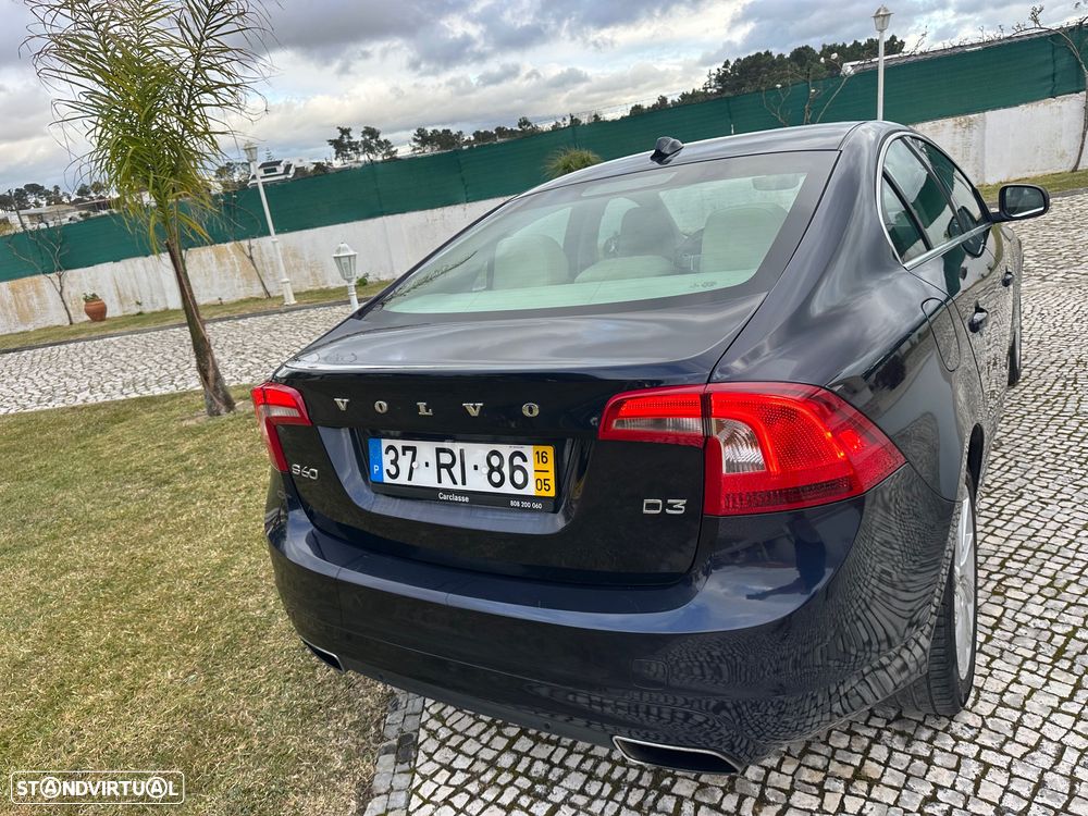 Volvo S60 2.0 D3 Summum - 31