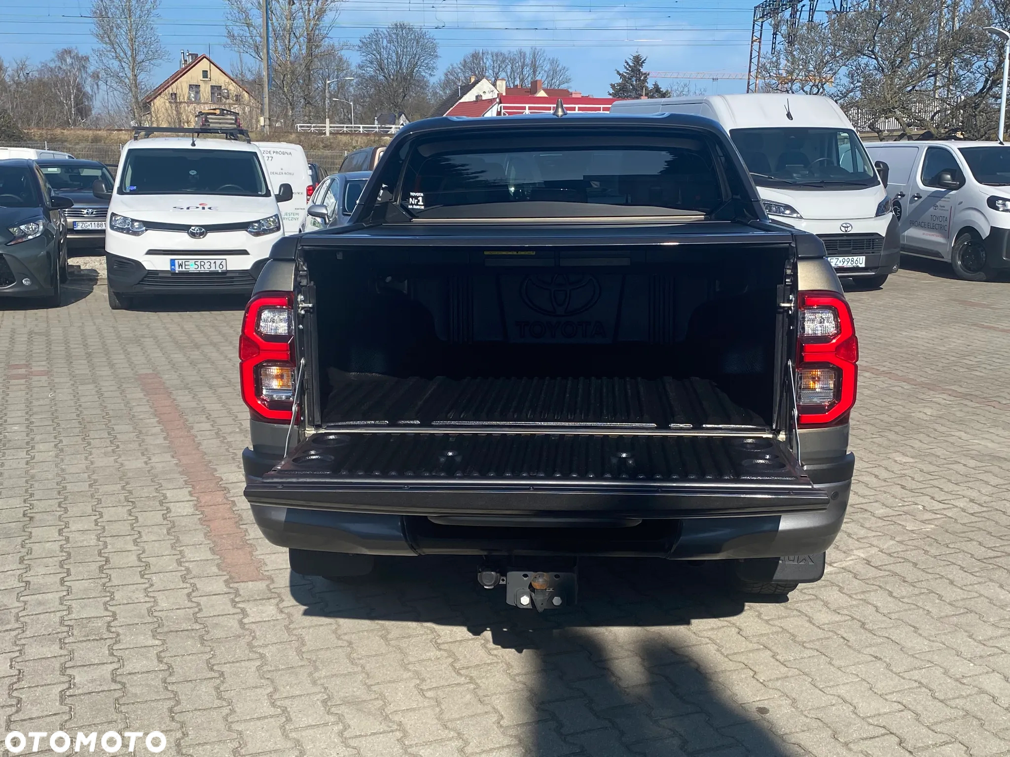 Toyota Hilux 2.8 D-4D Double Cab Invincible Sport 4x4