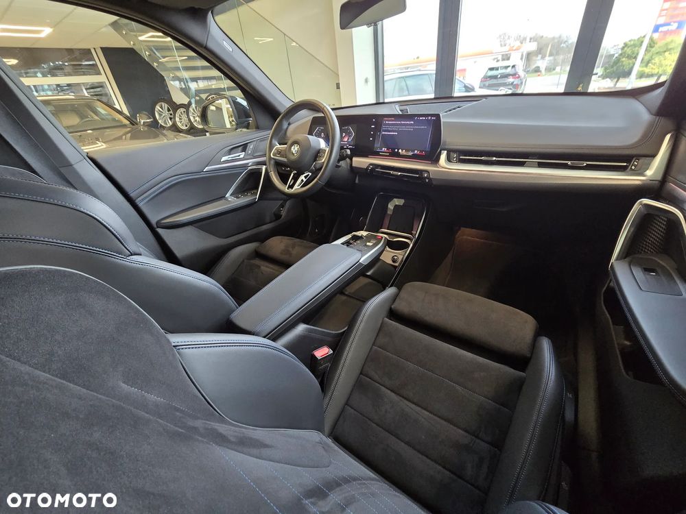 BMW X1 sDrive20i mHEV sport - 14