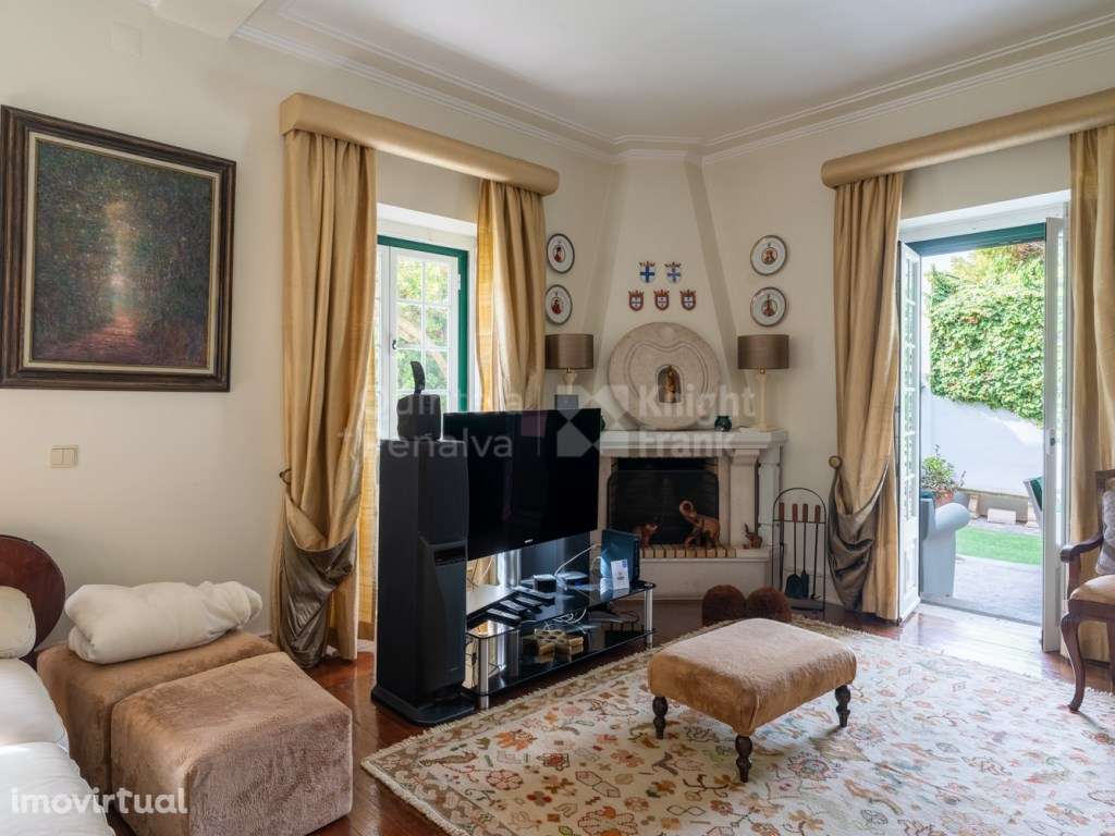 Moradia T4 para arrendamento junto à praia na Parede - Grande imagem: 5/31