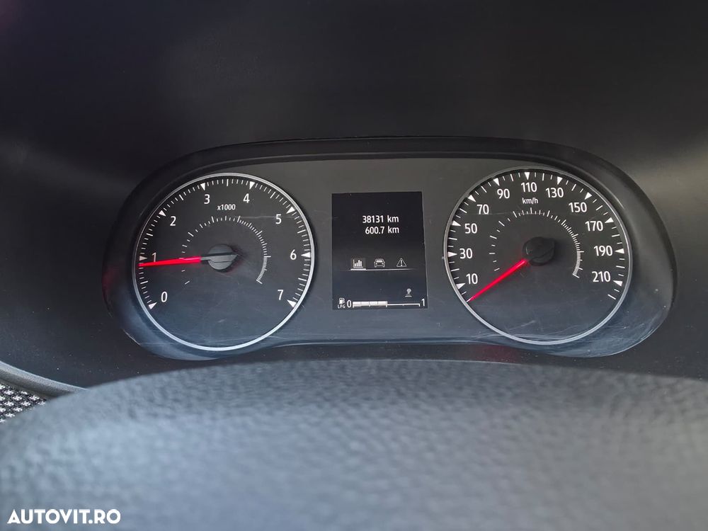 Dacia Logan TCe 90 MT6 Prestige+ - 13