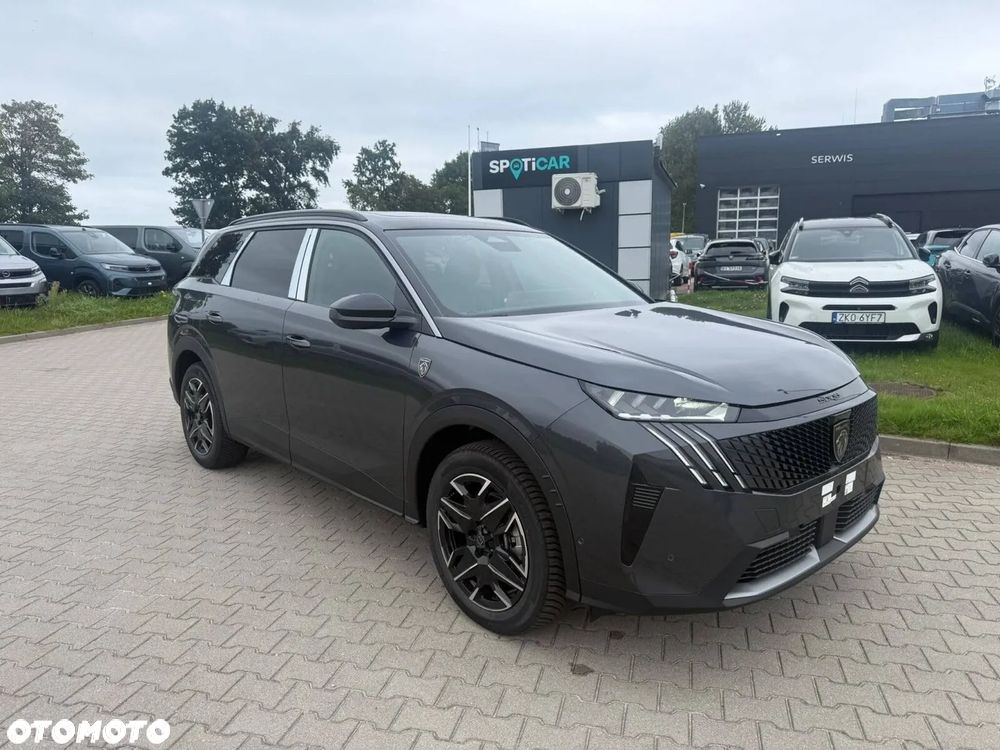 Peugeot 5008 - 8