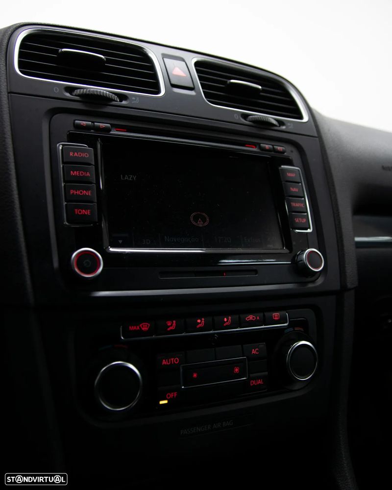 VW Golf 2.0 TSi GTI DSG - 38